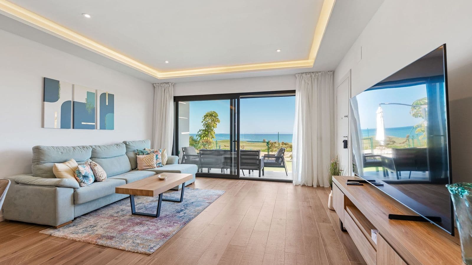 Golf Front & Gibraltar Views Apartment by Caseo 20