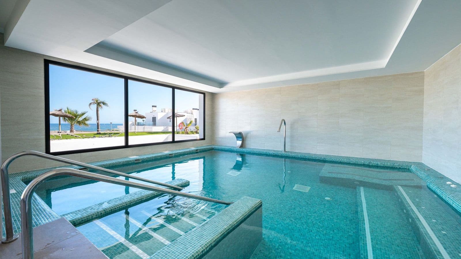 Golf Front & Gibraltar Views Apartment by Caseo 36
